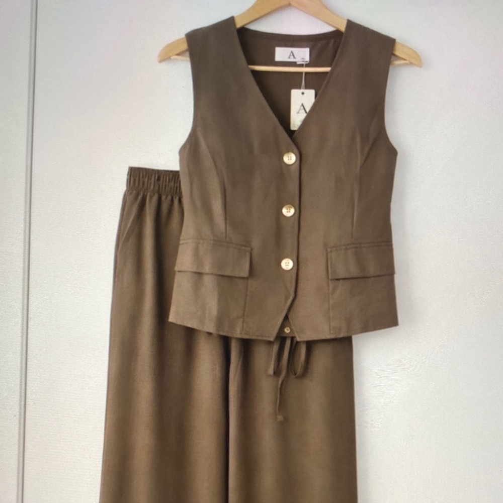 A-Line Sleeveless Vest & Wide-Leg Pants Set - Olive Brown